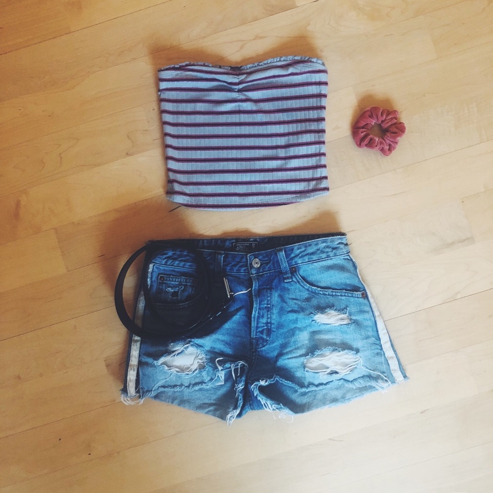 Abercrombie & Fitch Ames Low Rose Boyfriend Short